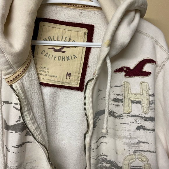 2/$20❤️- SHIRT | Men’s Hollister hoodie size medium - Picture 5 of 6